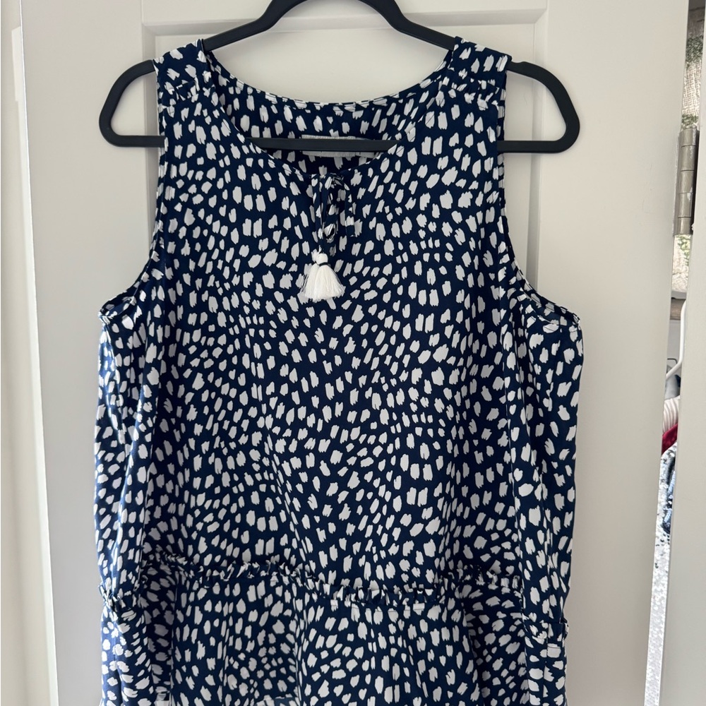 Vineyard Vines Black and White Sleeveless Tank Top
